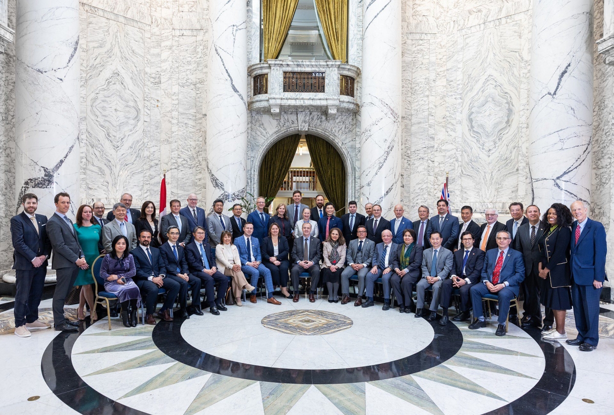 Consul General Manawi attends government briefing in Victoria, BC, May 14, 2025